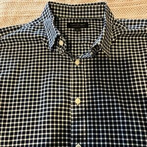Banana Republic Men's Blue and White Checkered Shirt